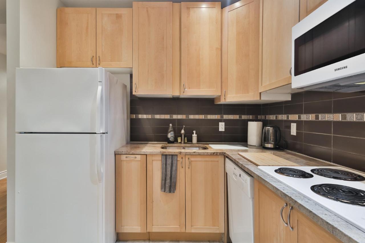 Stunning Condos On St Denis Montreal Exterior photo